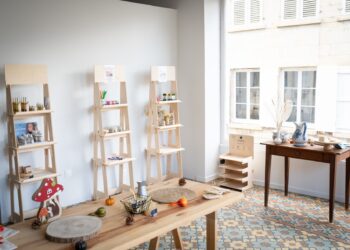 DONZY&rsquo;BULLES place Gambetta à Donzy