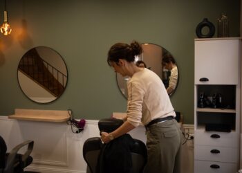 REVELATION COIFFURE rue du Général de Gaulle à COSNE COURS SUR LOIRE